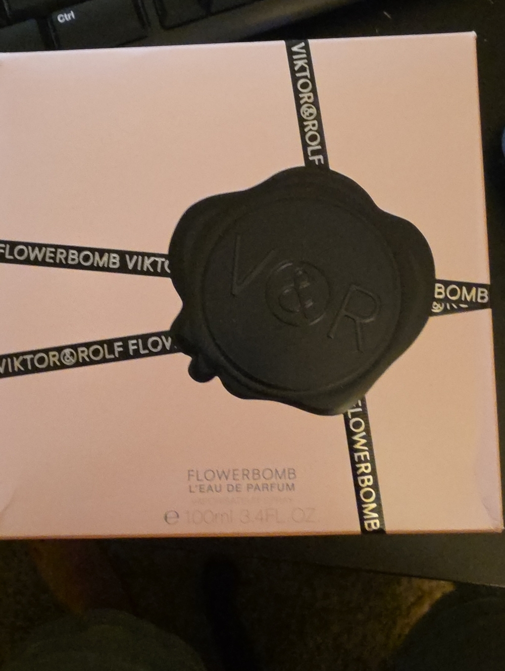 Viktor & Rolf - Flower Bomb